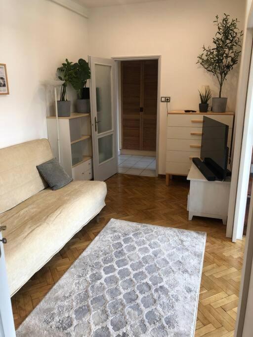 Awesome, 15 Mins To Center Home Budapeste Exterior foto