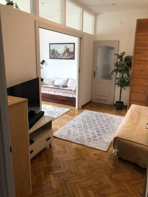 Awesome, 15 Mins To Center Home Budapeste Exterior foto